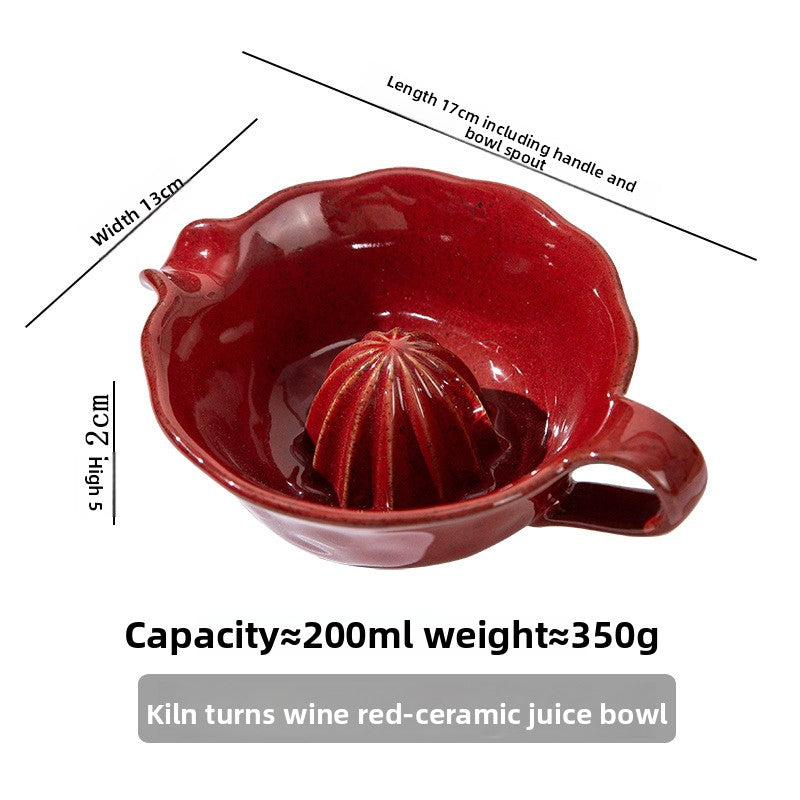 Manual juicing cup