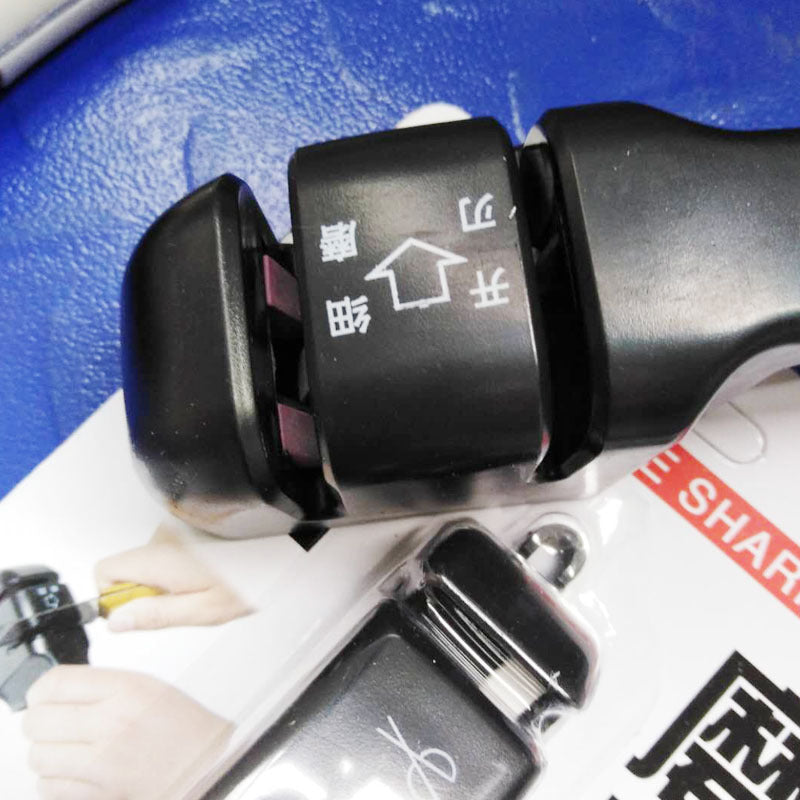 Manual knife sharpener