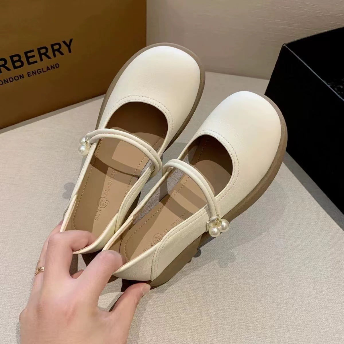 Mary Jane Leather Flat Shoes Comfortable Casual Slip-Ons