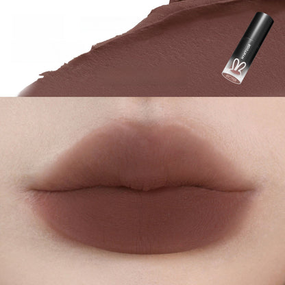 Matte lip mud