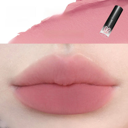 Matte lip mud