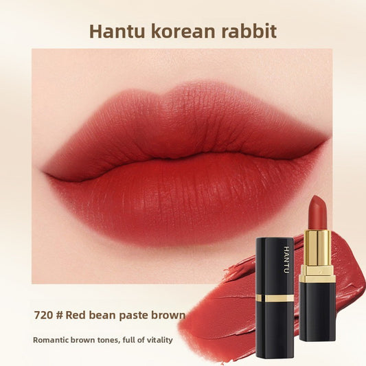 matte lipstick