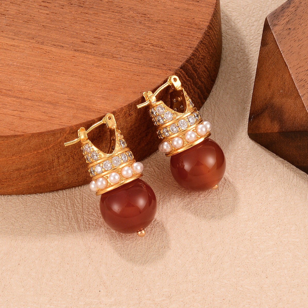 Maurad Retro Brown Earrings