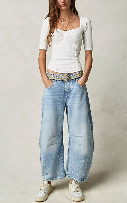 Medium low waist washed denim