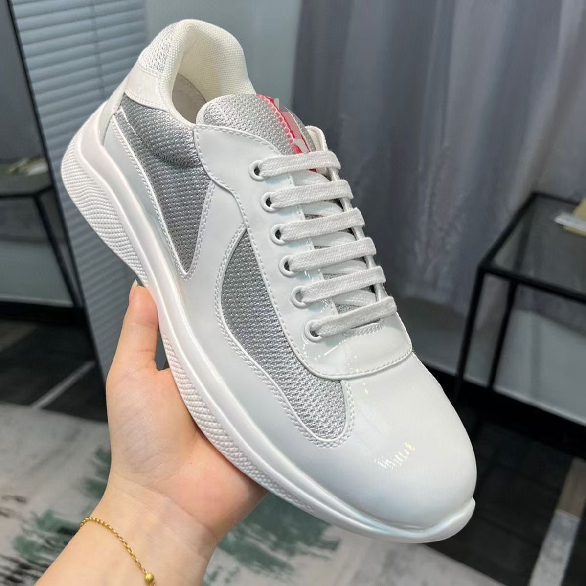 Men's and women's casual sneakers