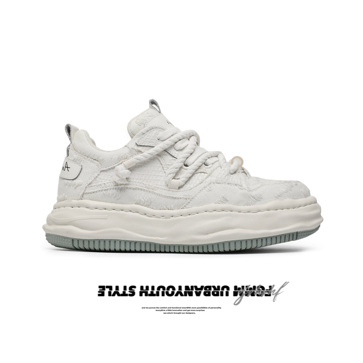 Men's and women's casual sports sneakers