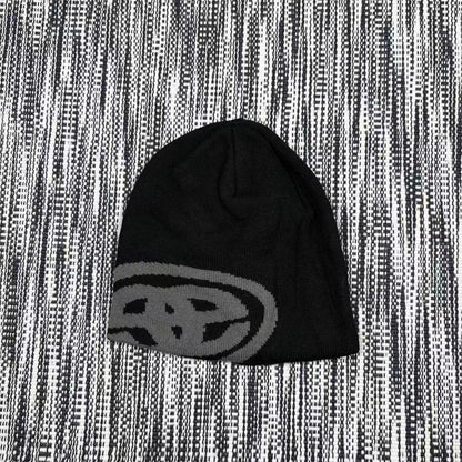 Men's and women's warm winter hats