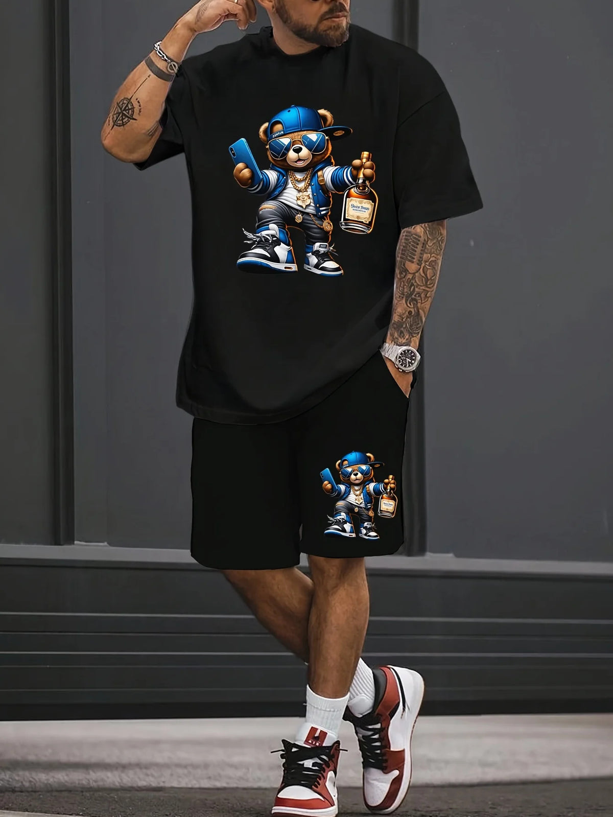 Men's Cartoon Rabbit Print Short-Sleeve T-Shirt and Shorts Set