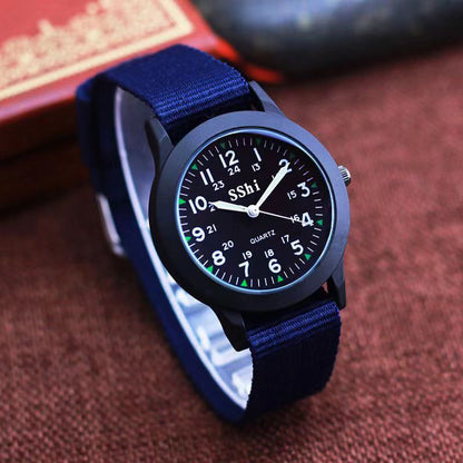 Men's Casual Canvas Quartz Watch with Round Dial