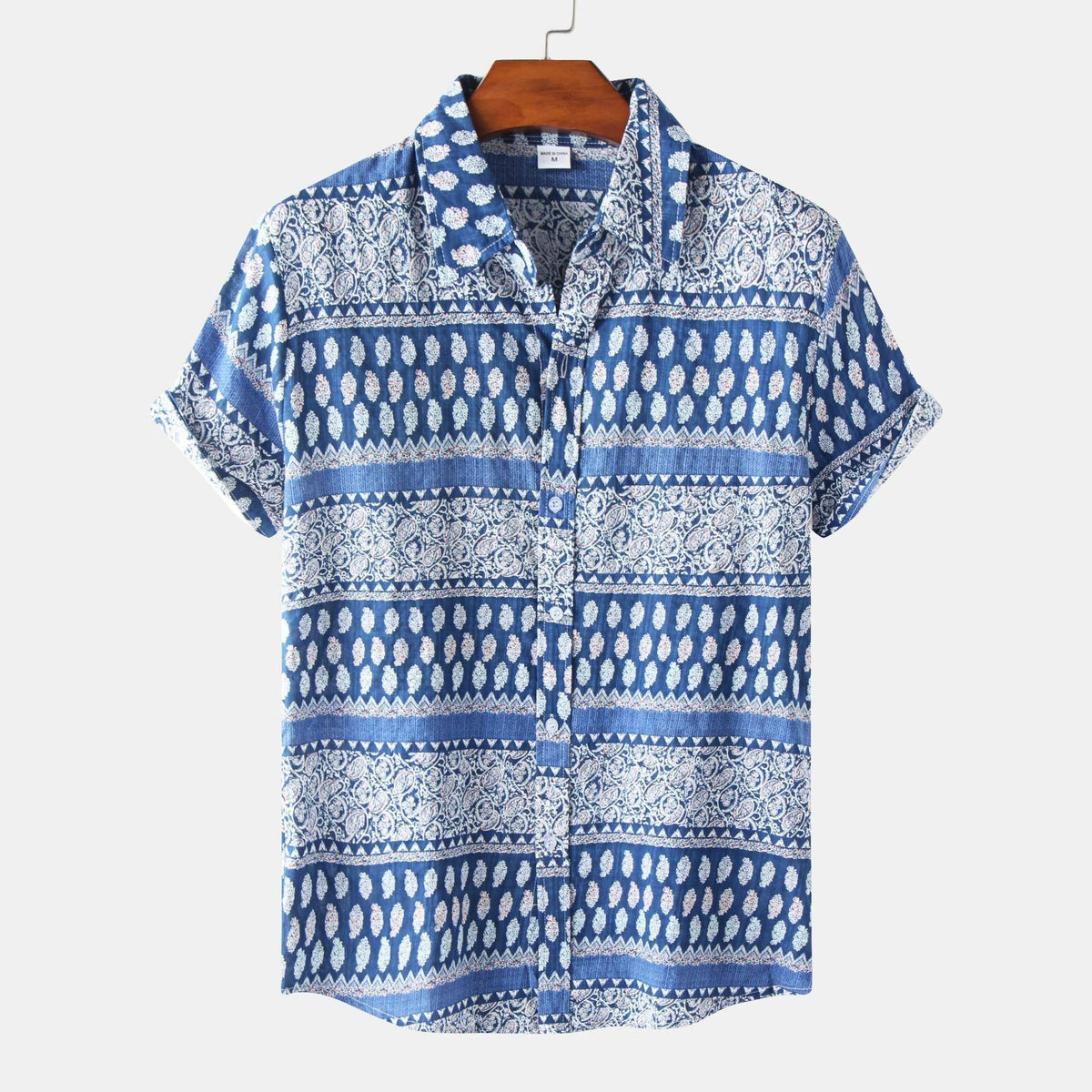 Men's floral short-sleeved shirt