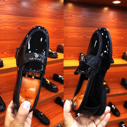 Men's leather shoes
