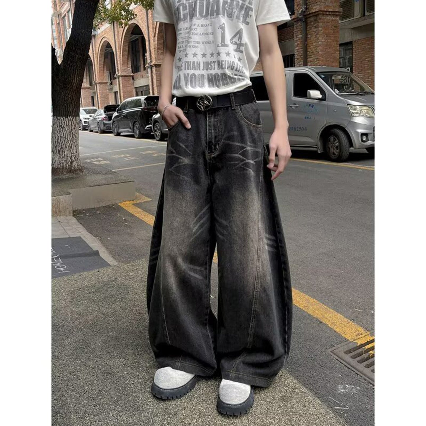 Men's Loose Straight Denim Jeans