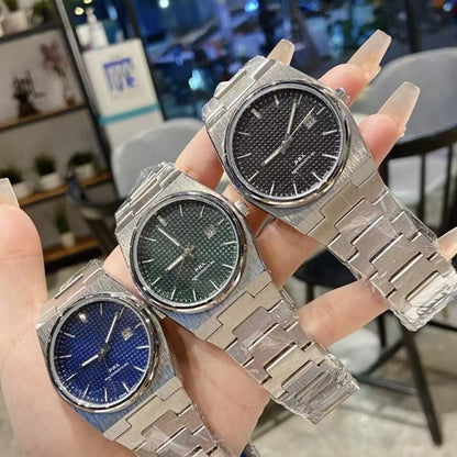 Men's Quartz Watch with Calendar and Alloy Case