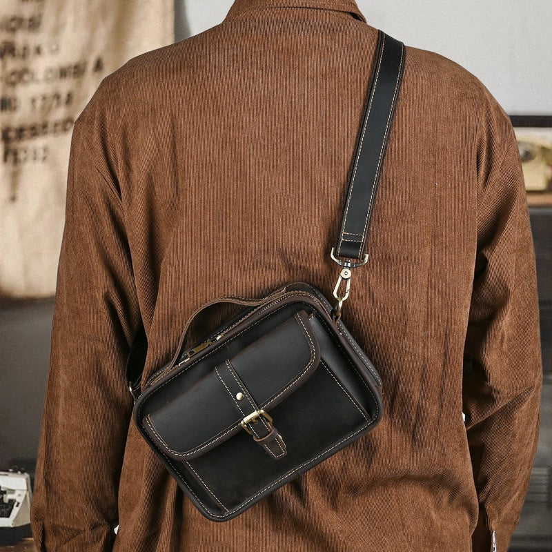 Men's retro crossbody single-shoulder bag