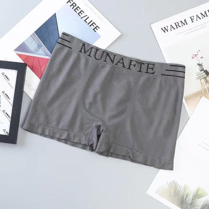 Men's Seamless Breathable Quick-Dry Sports Boxers