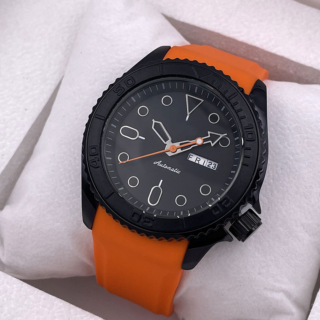 Men's Silicone Strap Quartz Watch