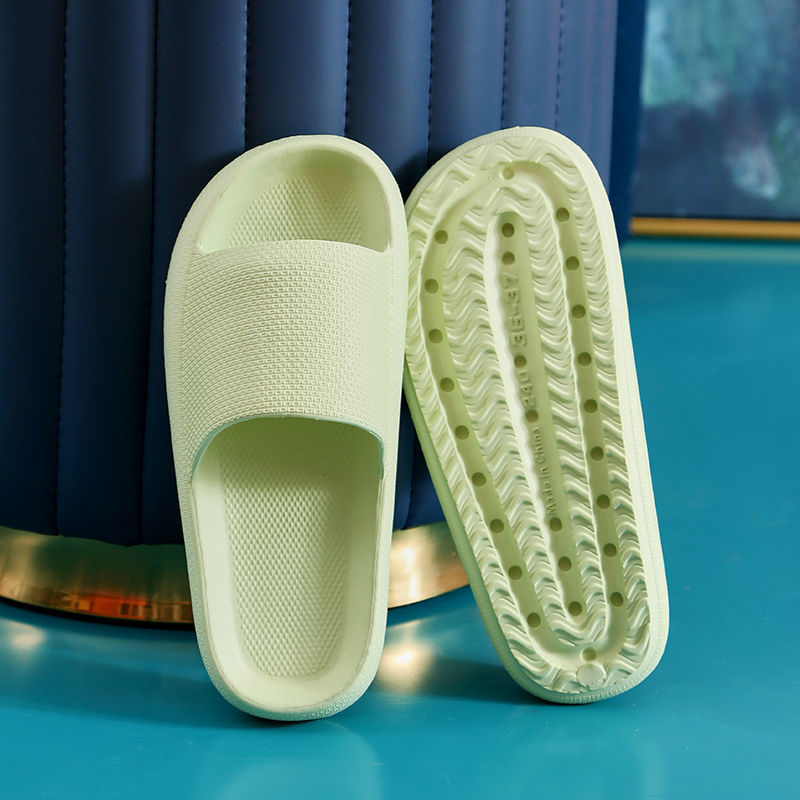 Men's Slippers with a Sense of Stepping on Poop for Summer Outer Wear 2023 New Indoor Home Non-slip Non-stinky Foot Sports Sandals and Slippers for Men