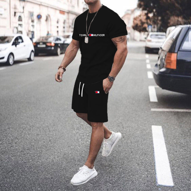 Men's sports outfit - fitness short-sleeved shirt and shorts