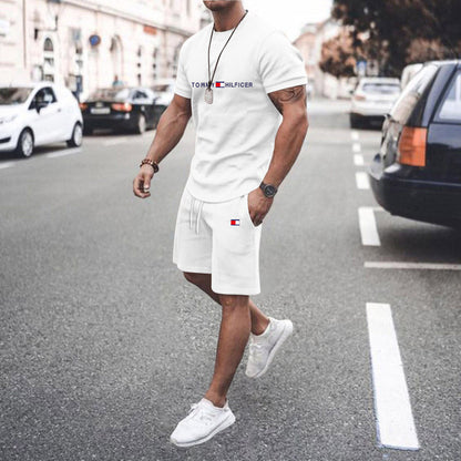 Men's sports outfit - fitness short-sleeved shirt and shorts