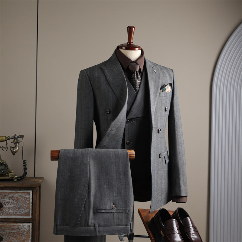 Men's suit