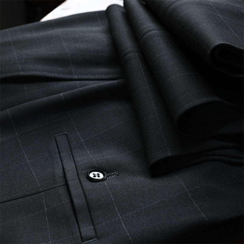 Men's suit