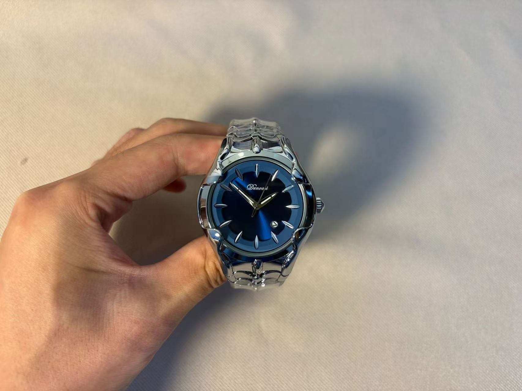Men's Y2K Style Quartz Watch with Wormhole Dial