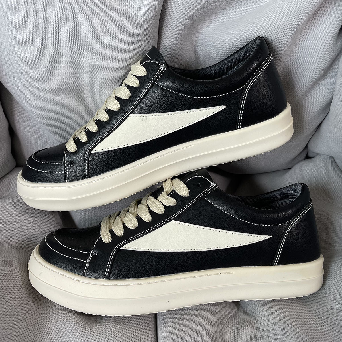 men sneakers