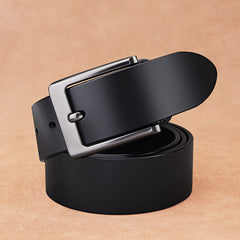 A Gun-Clasp Black Strap Retail Box