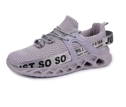 Mesh sports shoes