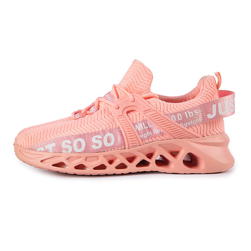 Mesh sports shoes