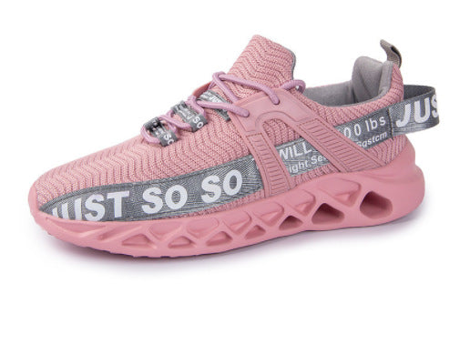 Mesh sports shoes