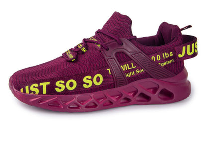 Mesh sports shoes
