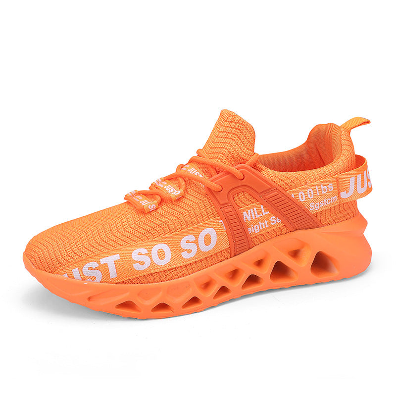 Mesh sports shoes