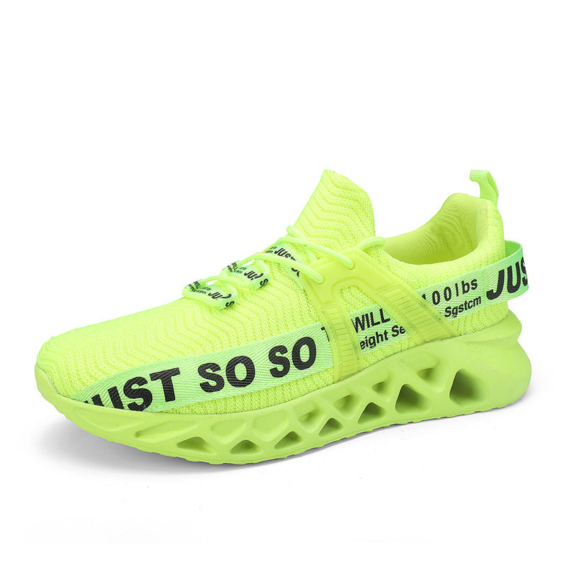 Mesh sports shoes