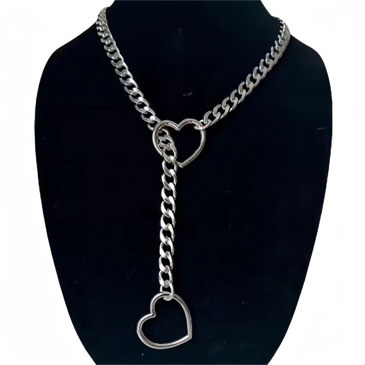Metal chain necklace