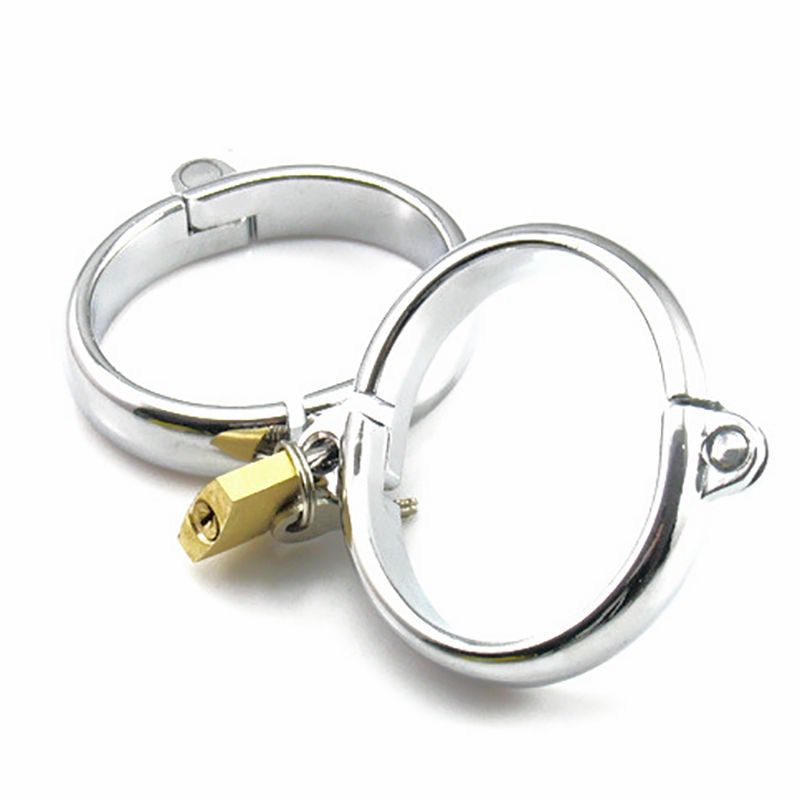 Metal handcuffs and leg shackles toys