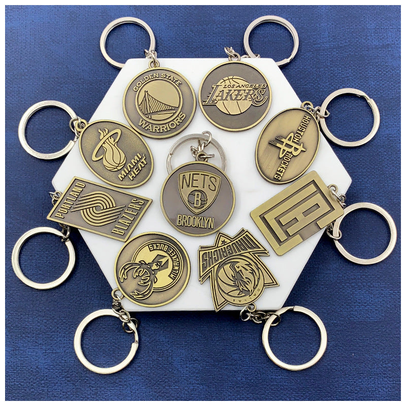 Metal keychain