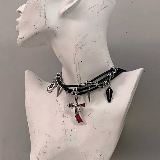 metal necklace