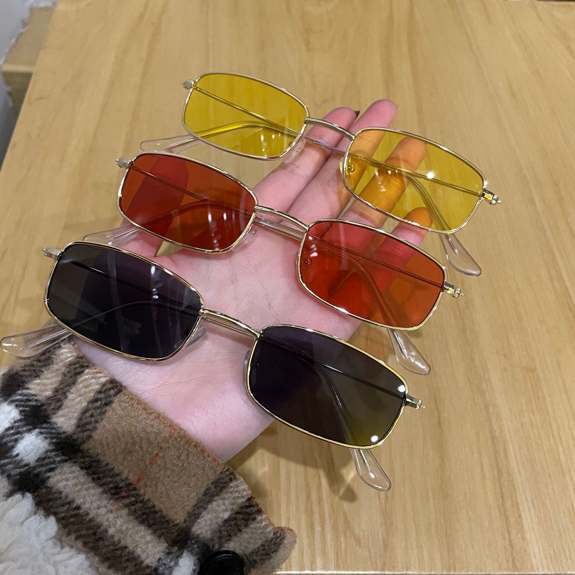 Metal square frame sunglasses