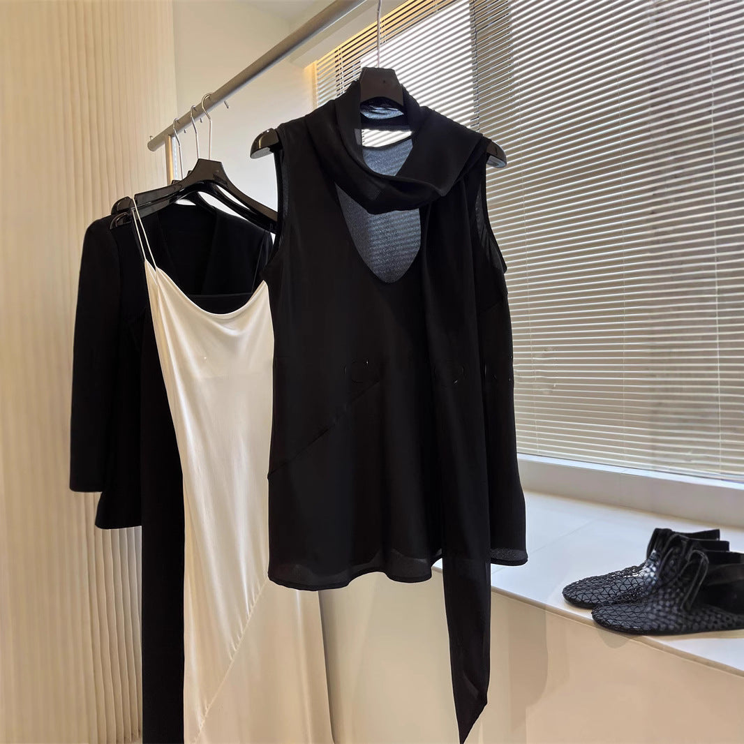 Micro-permeable pleated scarf-style pullover vest