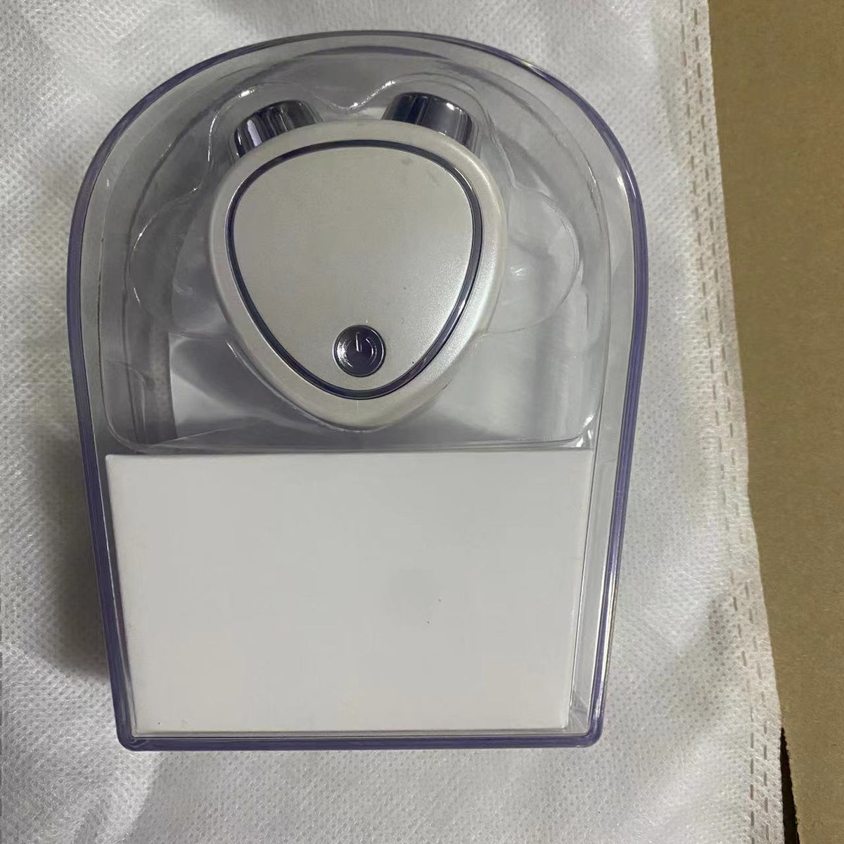 Microcurrent beauty device