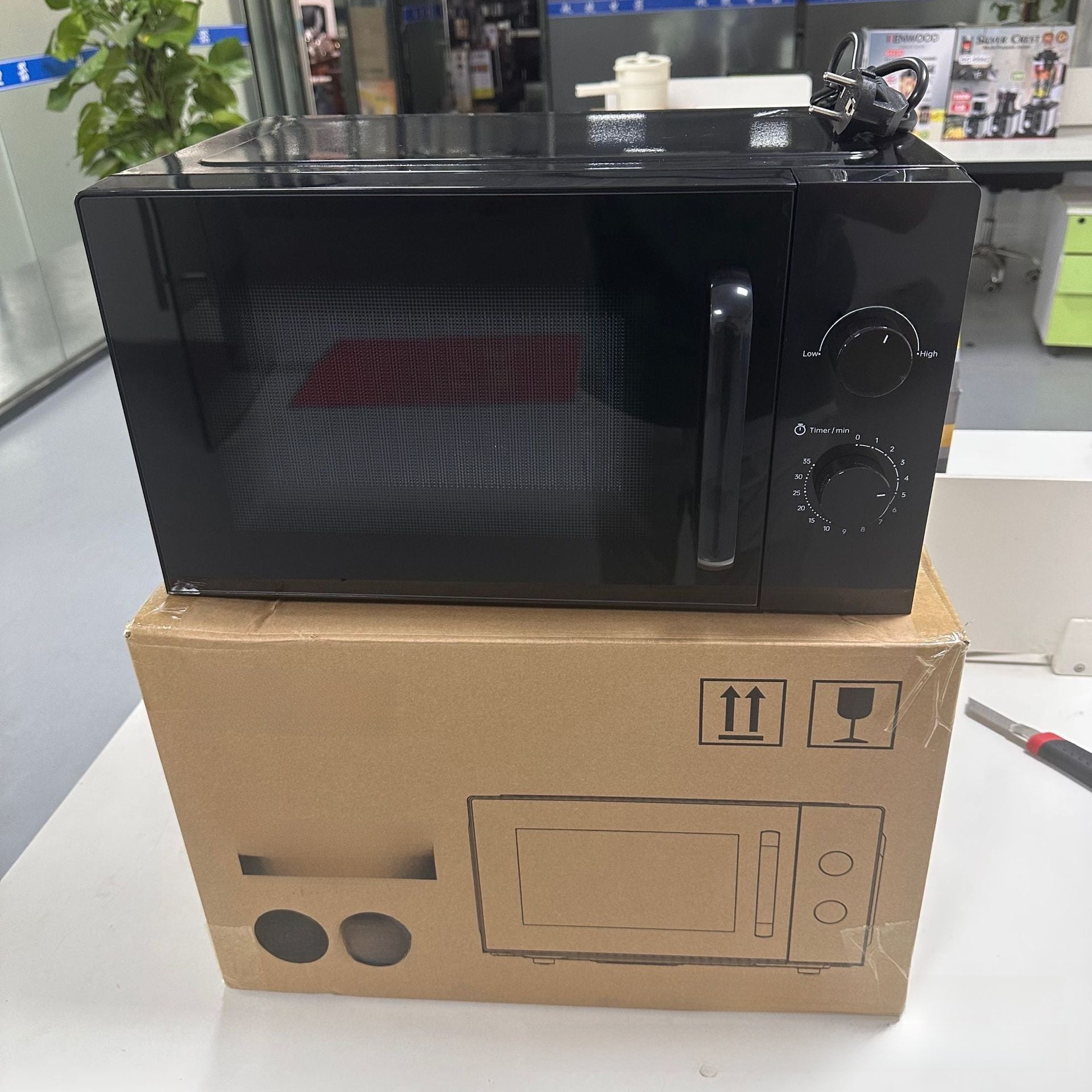 Microwave Oven