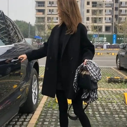 Mid-length woolen coat