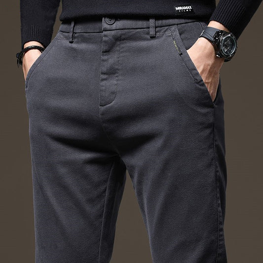 Mid-to-thick men's casual pants