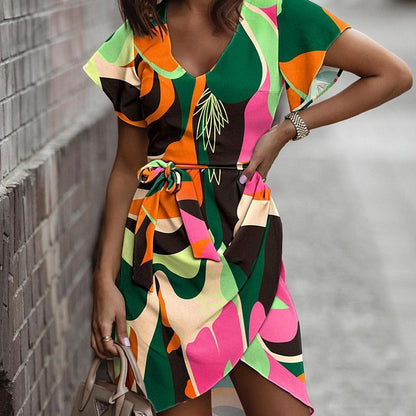 Mid-waisted printed middress