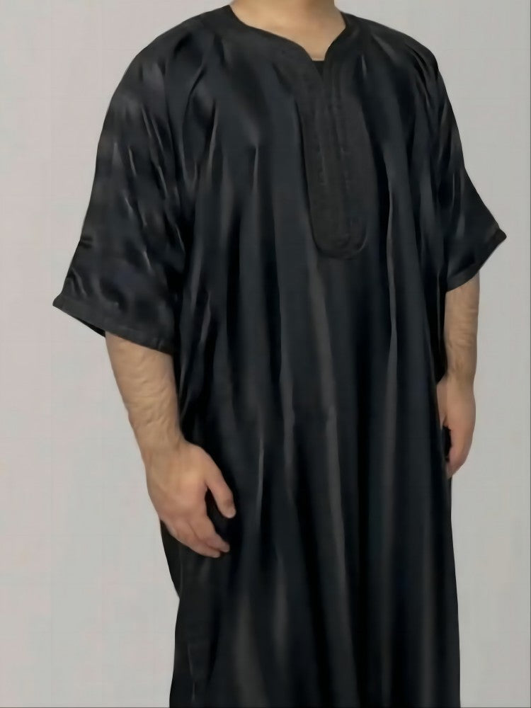 Middle Eastern casual embroidered robe