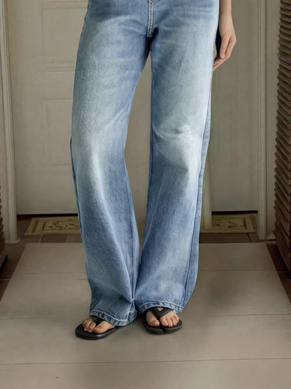 Midriff-length denim pants