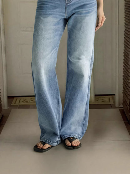 Midriff-length denim pants
