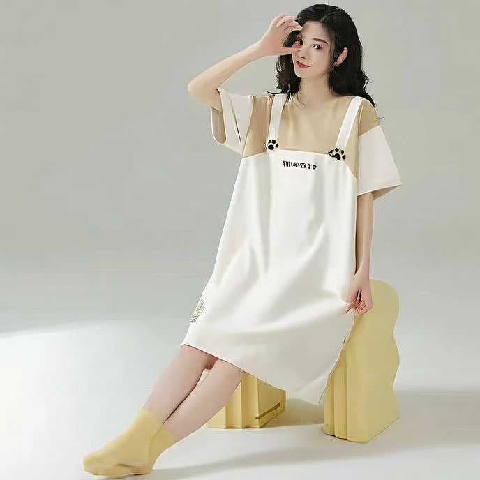 Milk silk thin large-sized nightgown