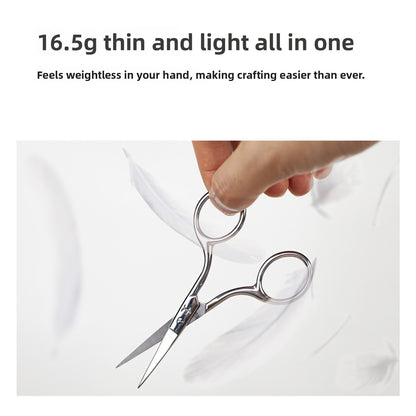 Mini embroidery scissors